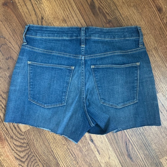 High rise button front shorts - NWOT - Picture 3 of 3